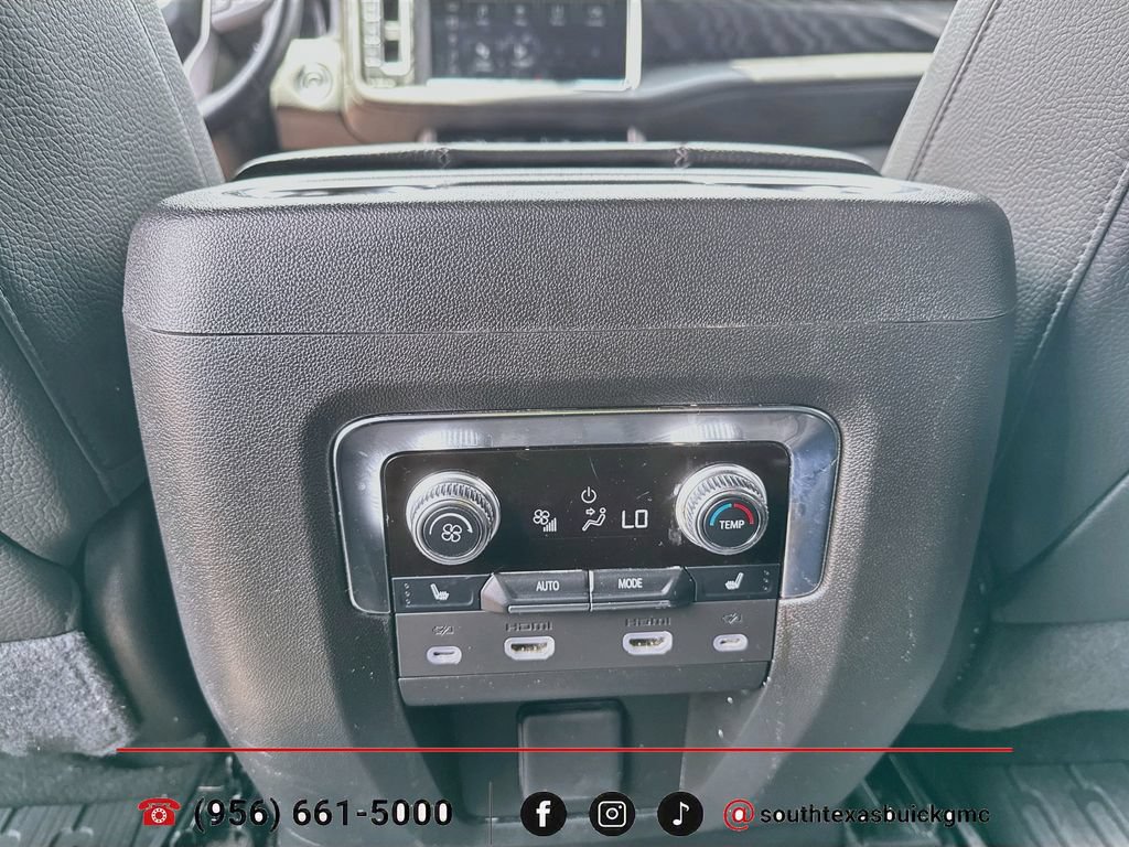 Used 2024 GMC Yukon Denali w/ Advanced Technology Package RWD image 25