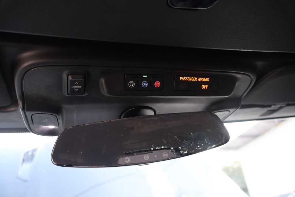Used 2019 Chevrolet Camaro LT RWD image 32
