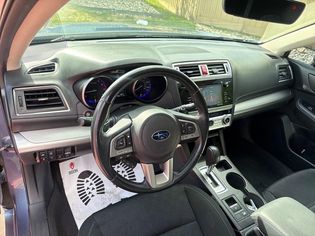 Used 2017 Subaru Legacy 2.5i Premium AWD/4WD image 12