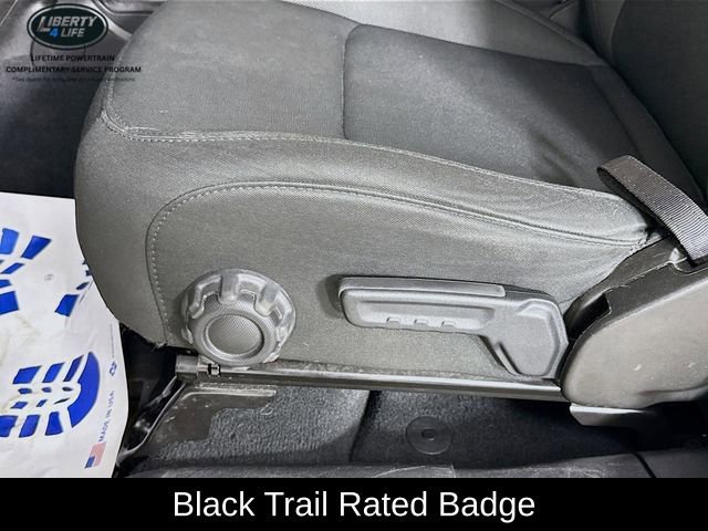 Used 2022 Jeep Wrangler Unlimited Sport image 18