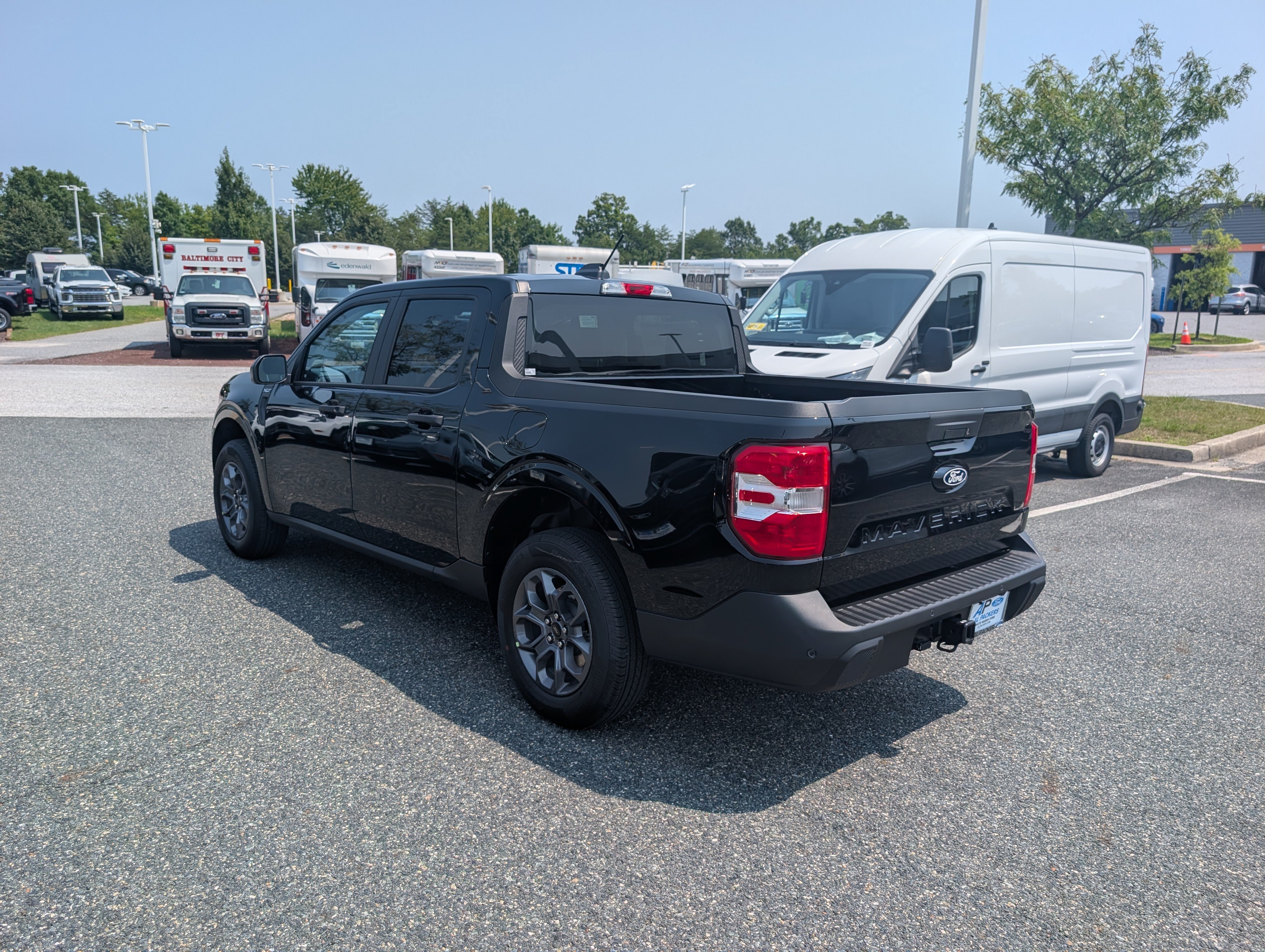 New 2026 Ford Maverick XLT w/ Equipment Group 301A AWD/4WD image 3
