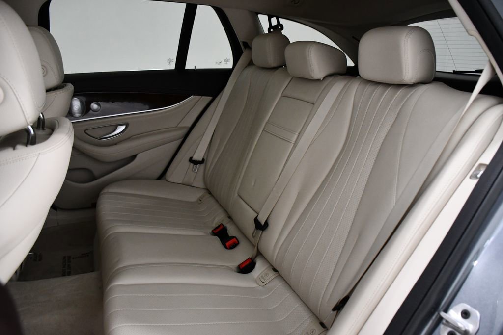 Used 2019 Mercedes-Benz E 450 4MATIC Wagon image 21