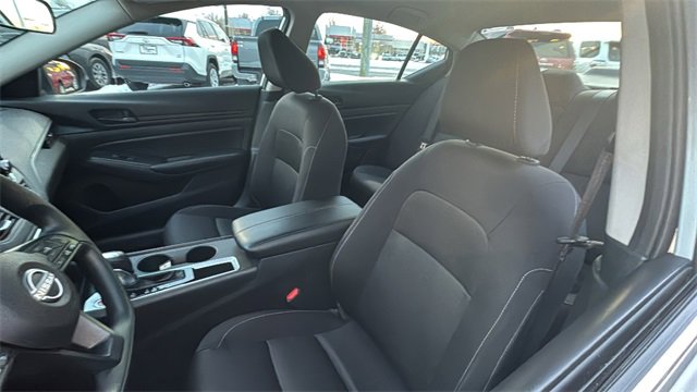 Used 2024 Nissan Altima 2.5 S image 27