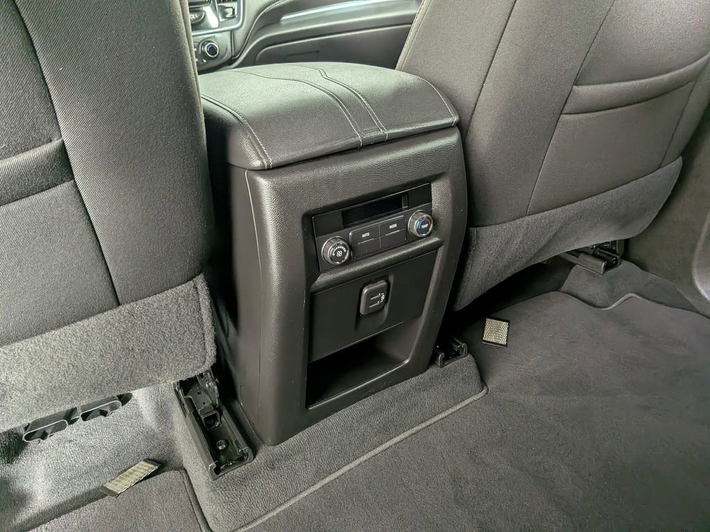 Certified 2023 Chevrolet Traverse LT image 35