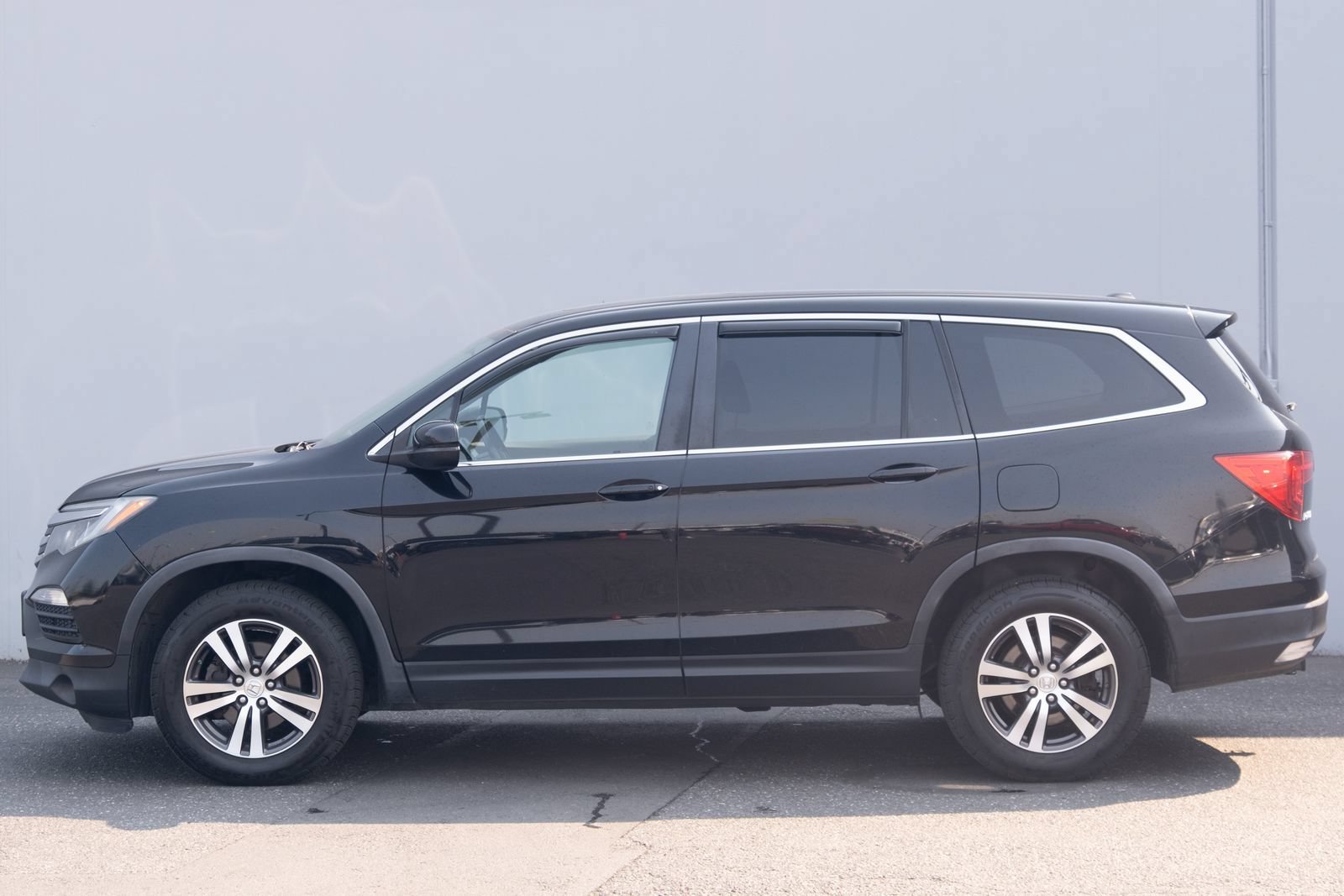 Used 2017 Honda Pilot EX-L image 25