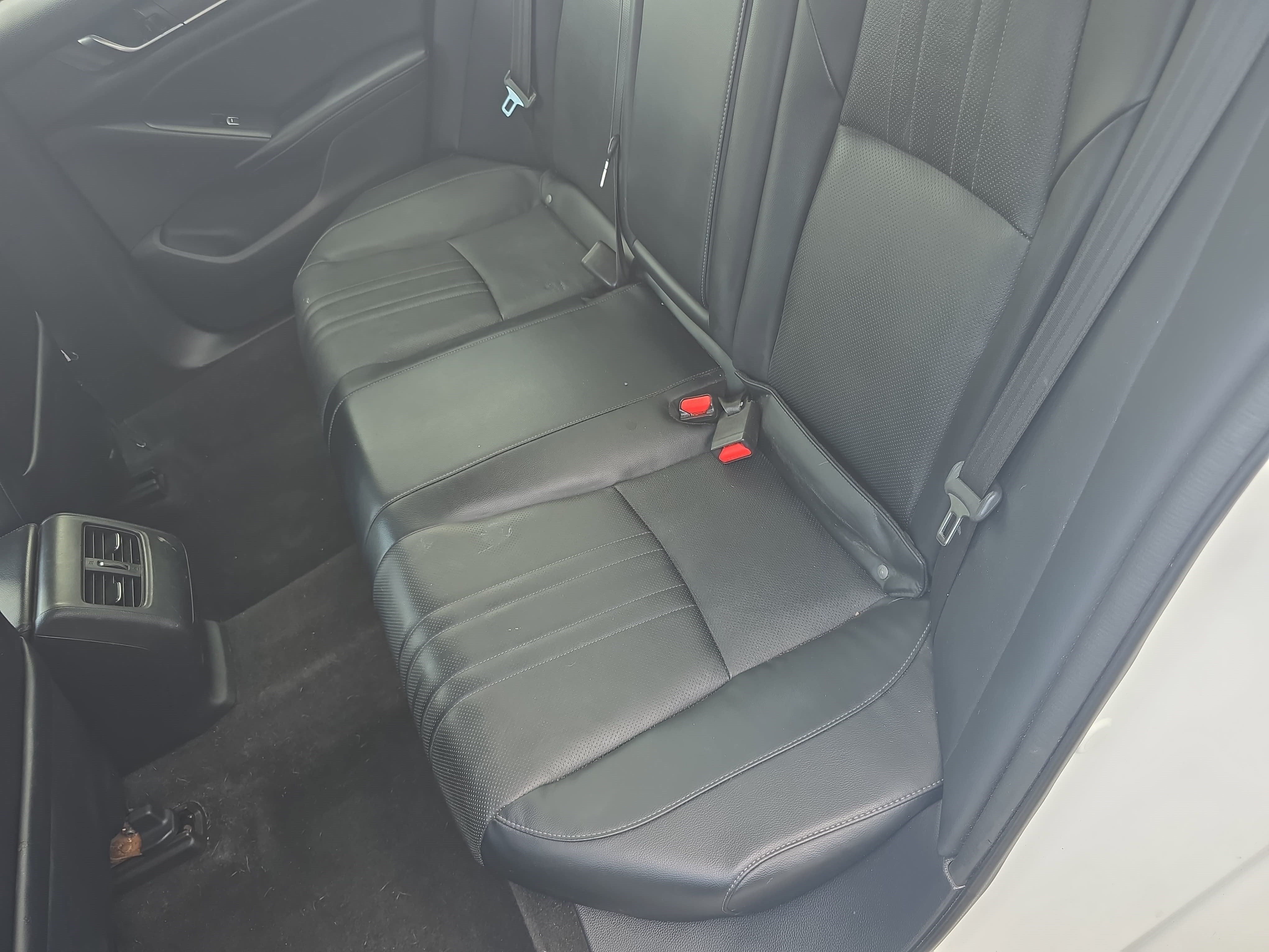 Used 2018 Honda Accord EX-L image 13