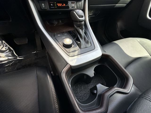 Used 2020 Toyota RAV4 Limited w/ Limited Grade Weather Package AWD/4WD image 21