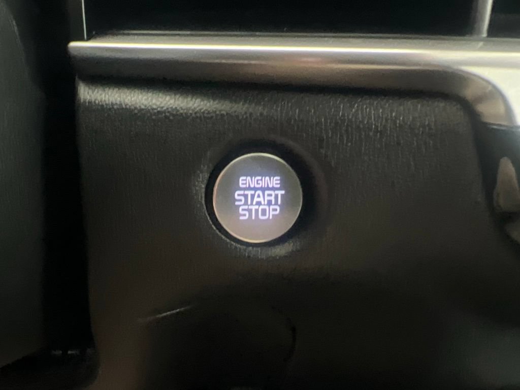 Certified 2025 Kia Sorento S w/ Panoramic Sunroof Package FWD image 53