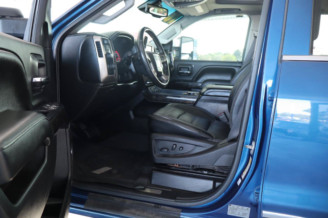 Used 2016 GMC Sierra 3500 Denali w/ Duramax Plus Package AWD/4WD image 15