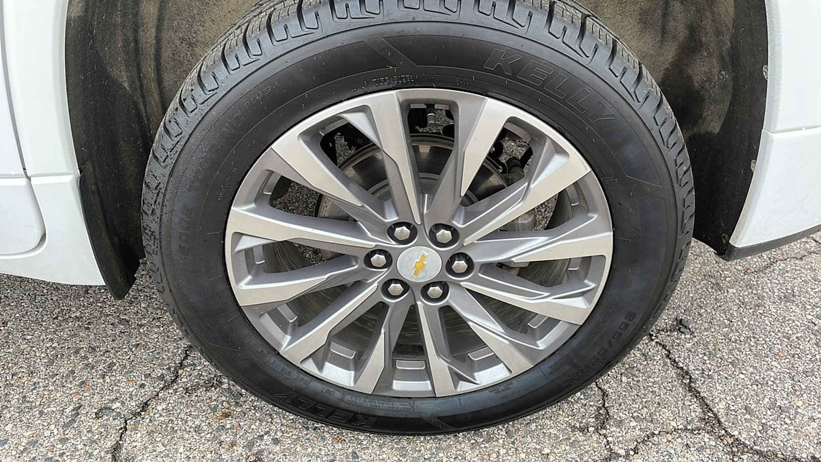 Used 2023 Chevrolet Traverse Premier image 7