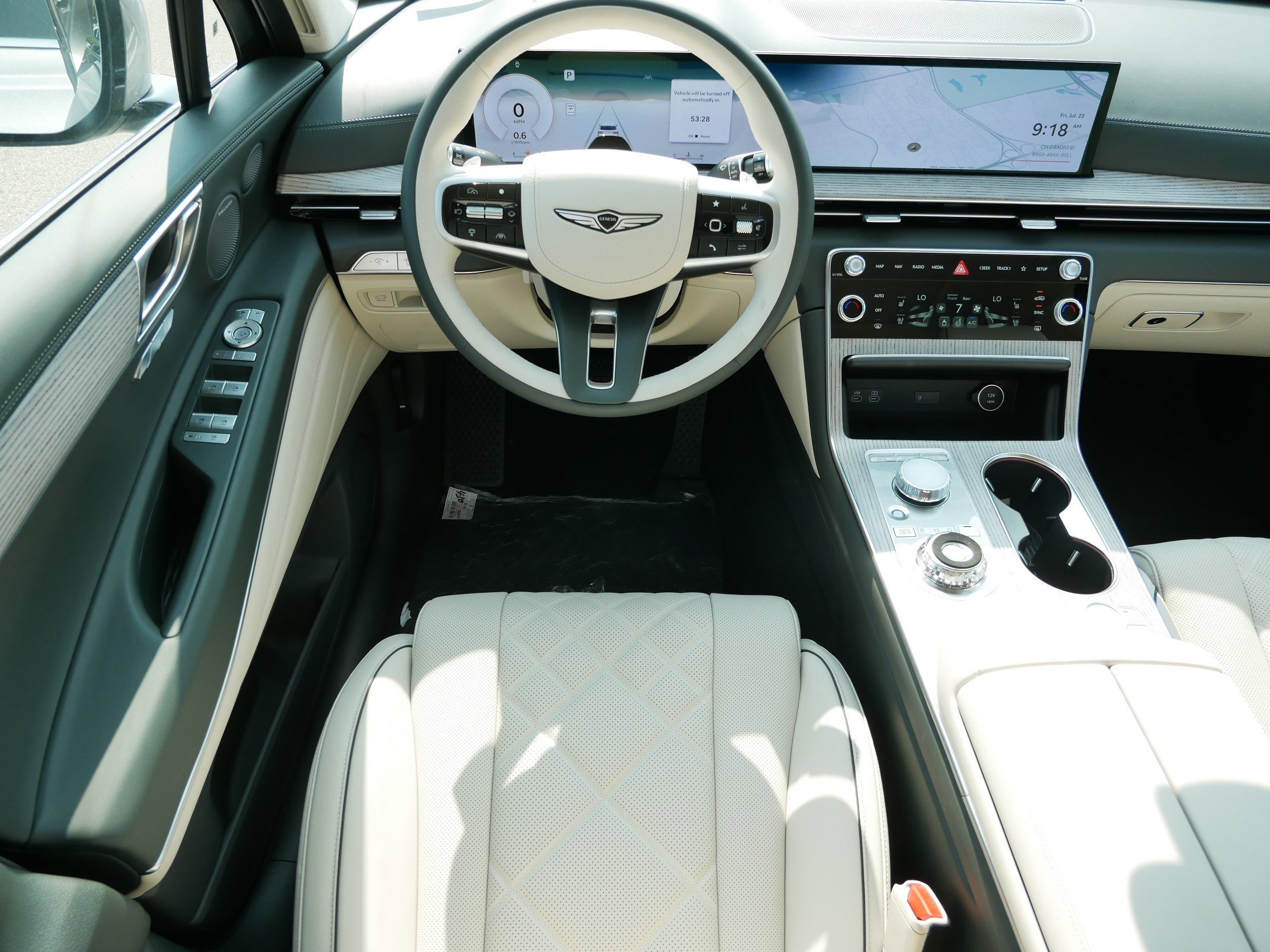 New 2025 Genesis GV80 3.5T Prestige image 7