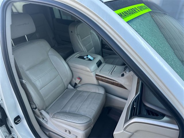 Used 2015 GMC Yukon XL Denali w/ Touring Package image 28