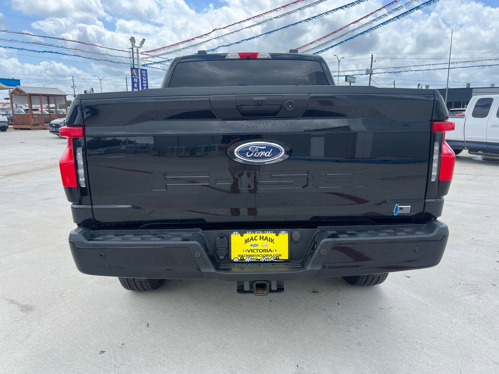 Used 2023 Ford F150 Lightning XLT AWD/4WD image 6