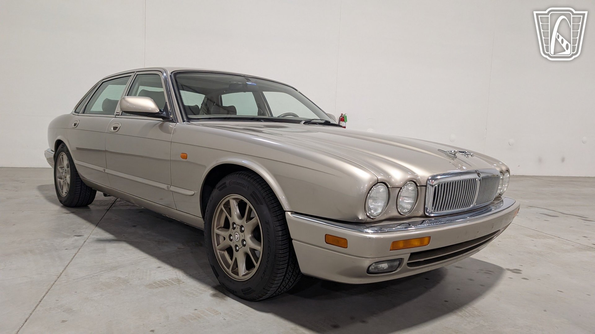 Used 1996 Jaguar XJ6 RWD image 20