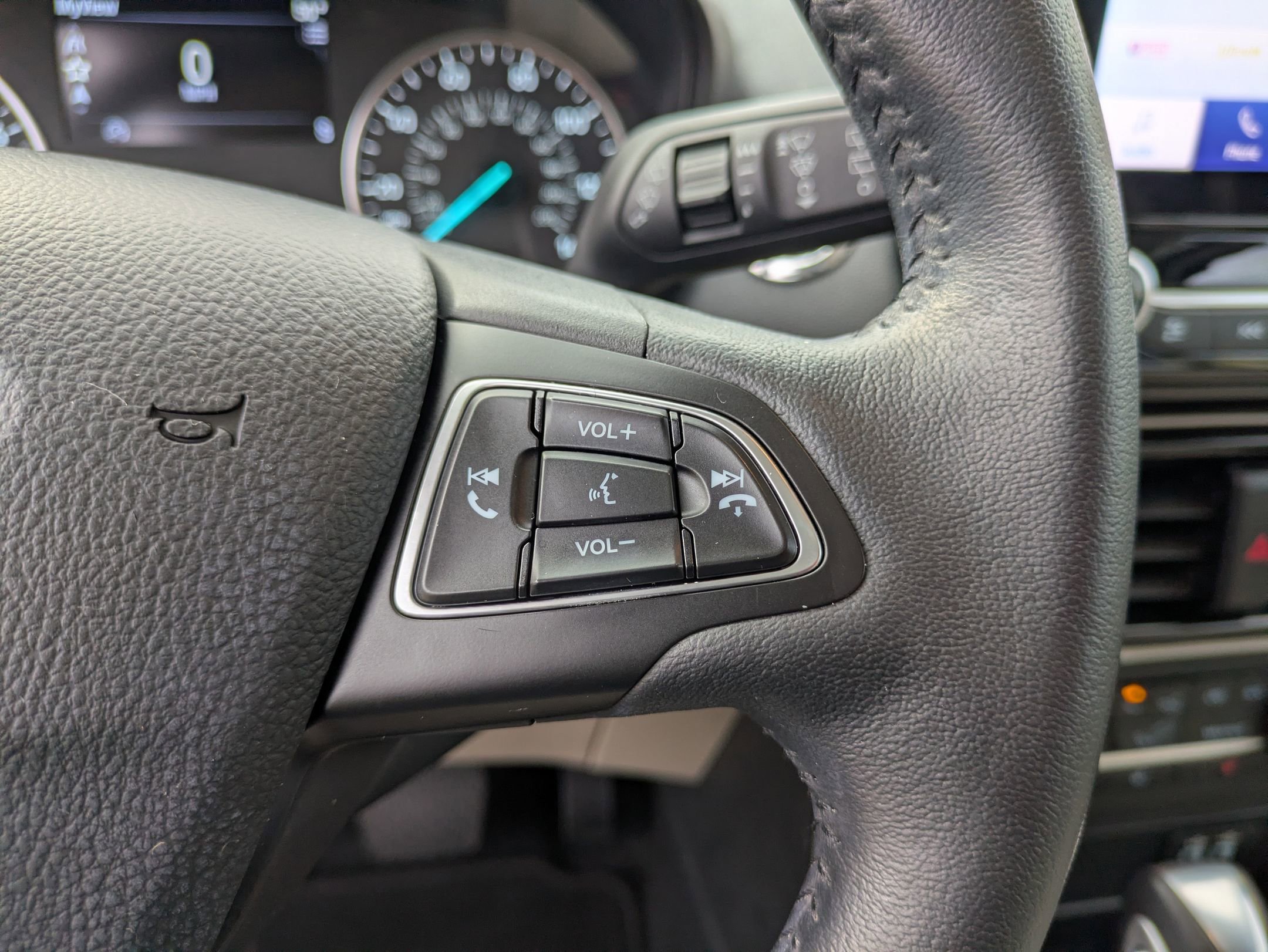 Used 2021 Ford EcoSport Titanium image 19