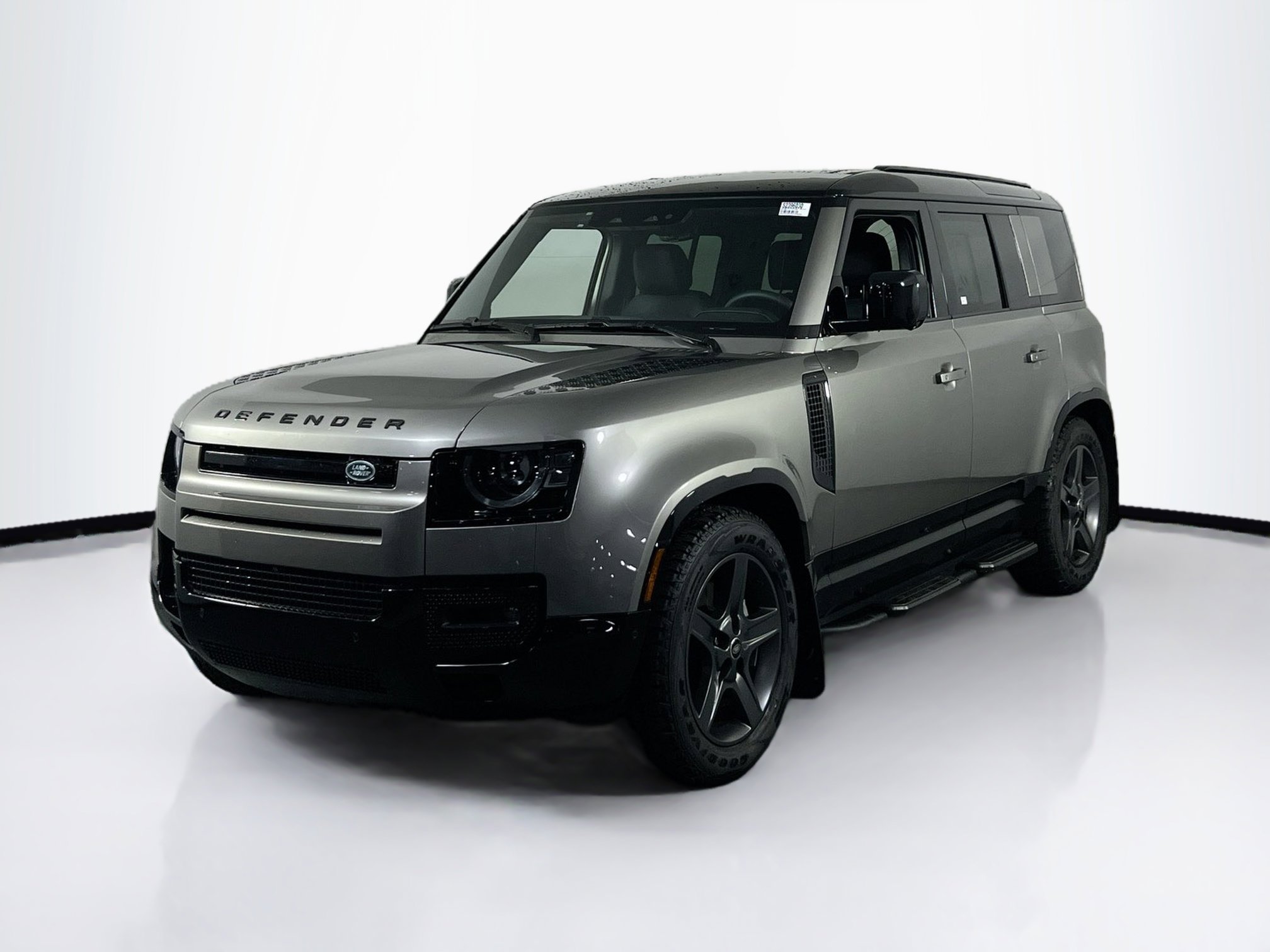 Used 2025 Land Rover Defender 110 X-Dynamic SE