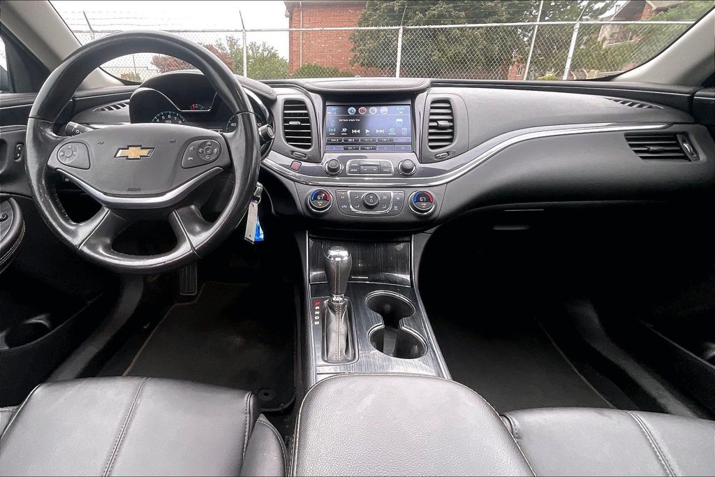 Used 2017 Chevrolet Impala LT w/ Convenience Package FWD image 14