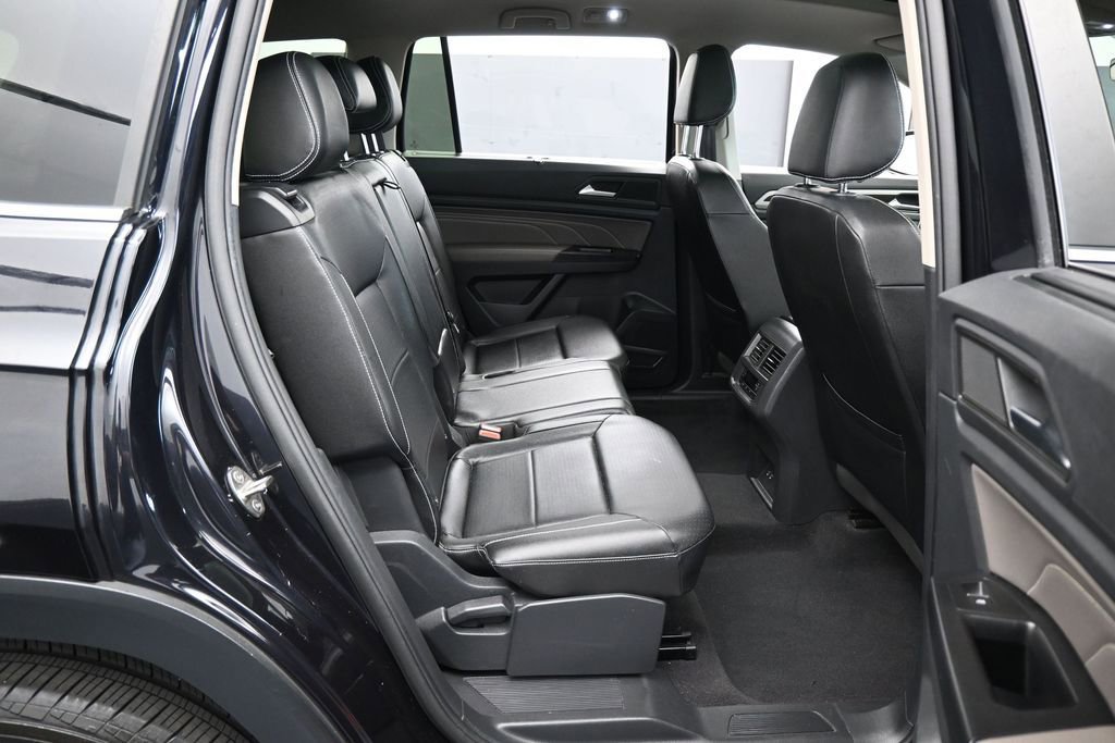 Used 2021 Volkswagen Atlas SE w/ Panoramic Sunroof Package FWD image 39
