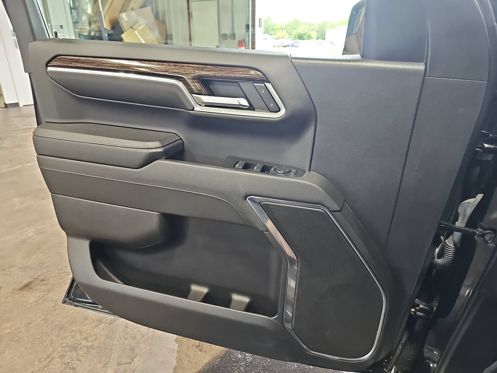 Used 2023 GMC Sierra 1500 SLE AWD/4WD image 27