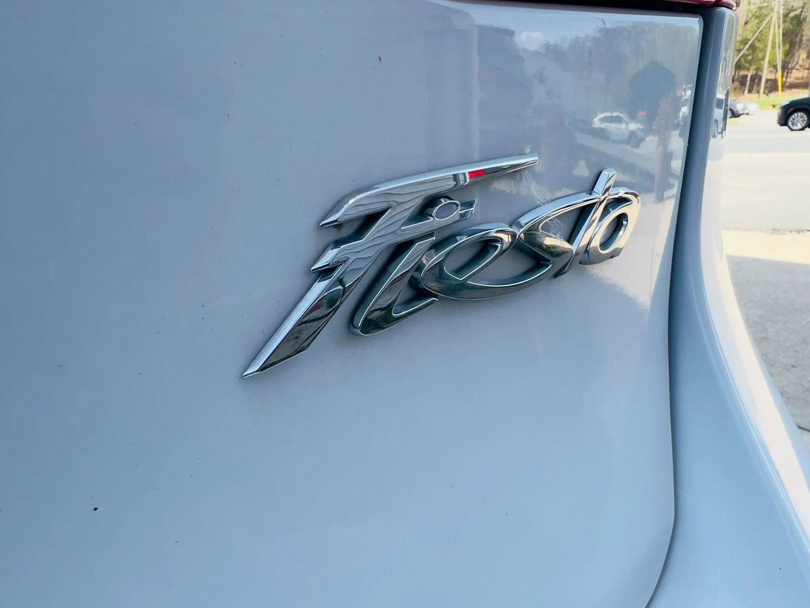 Used 2011 Ford Fiesta SE w/ 202A Rapid Spec Order Code image 11