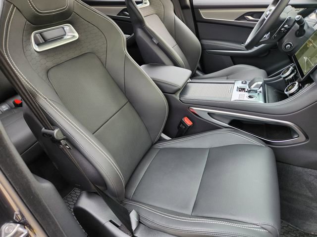 Used 2025 Jaguar F-PACE R-Dynamic S image 11