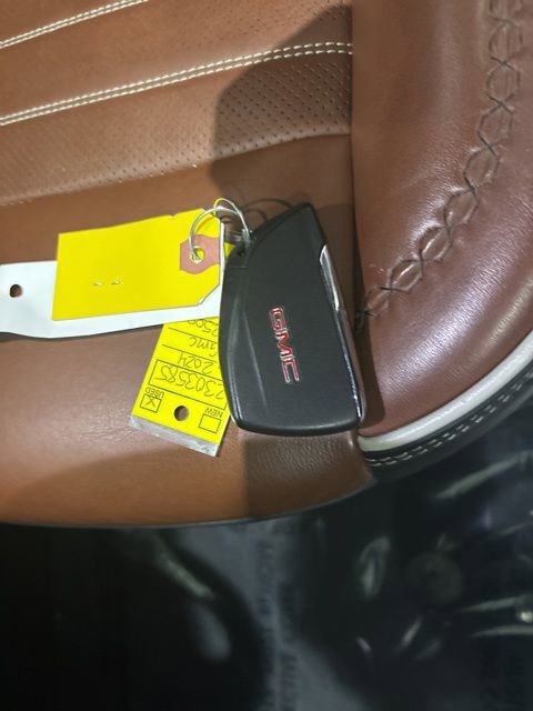 Used 2024 GMC Sierra 2500 Denali Ultimate w/ LPO, GMC Protection Package image 40