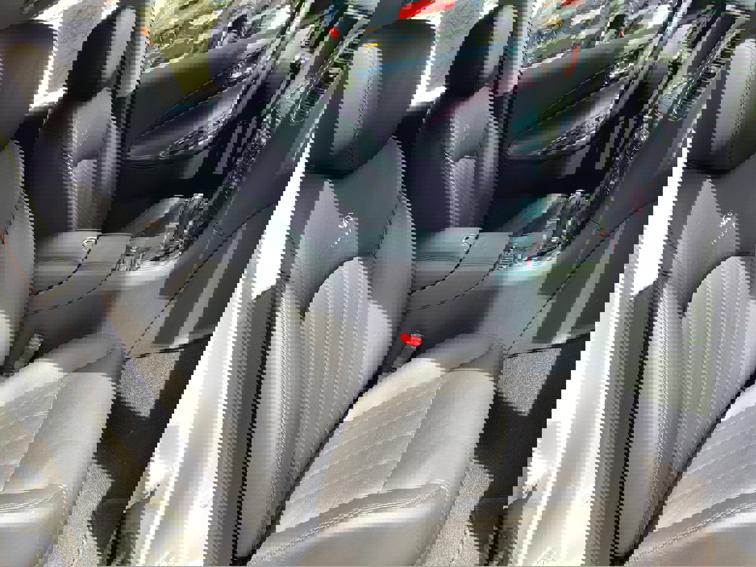 Used 2010 INFINITI EX35 Journey image 16