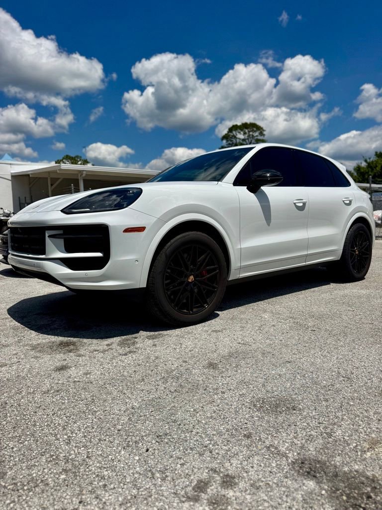 Used 2026 Porsche Cayenne S AWD/4WD image 21