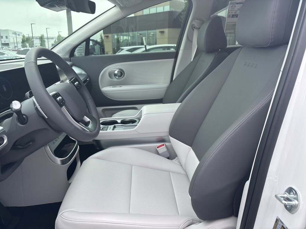 New 2026 Hyundai Ioniq 9 SEL image 11