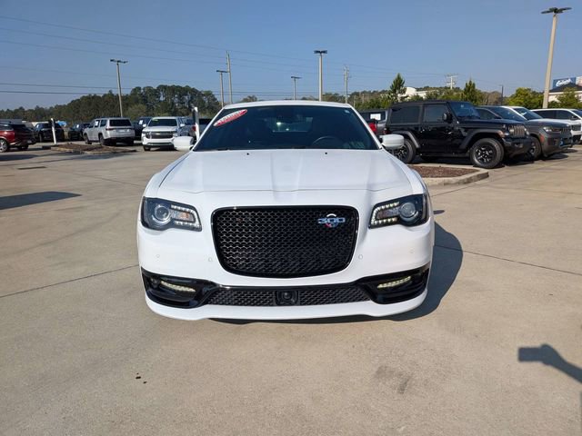 Certified 2023 Chrysler 300 C RWD image 8
