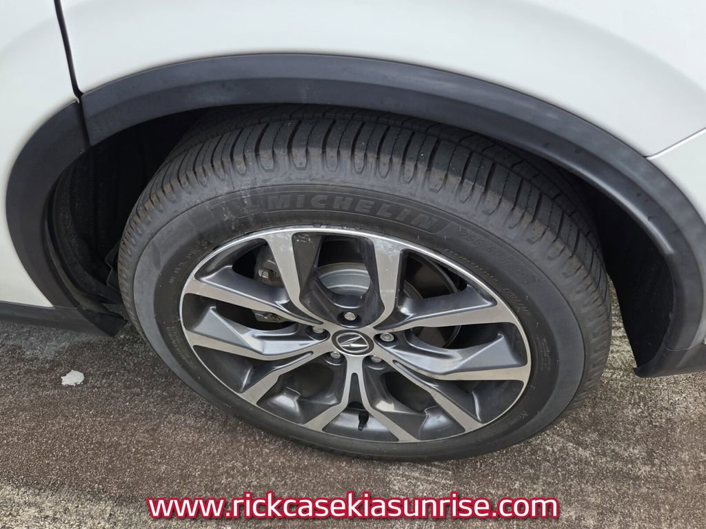 Used 2022 Acura MDX SH-AWD w/ Technology Package image 11