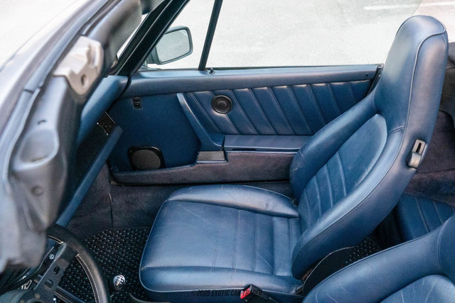 Used 1986 Porsche 911 Carrera RWD image 22