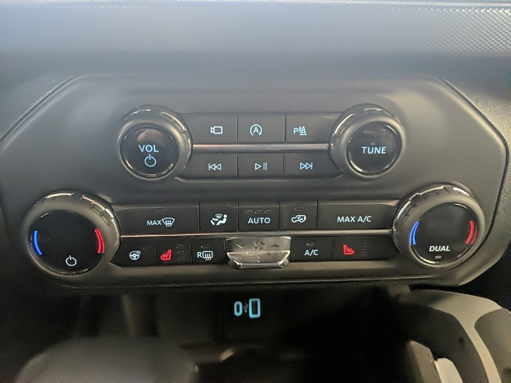 Certified 2021 Ford Bronco Outer Banks w/ Sasquatch Package image 18