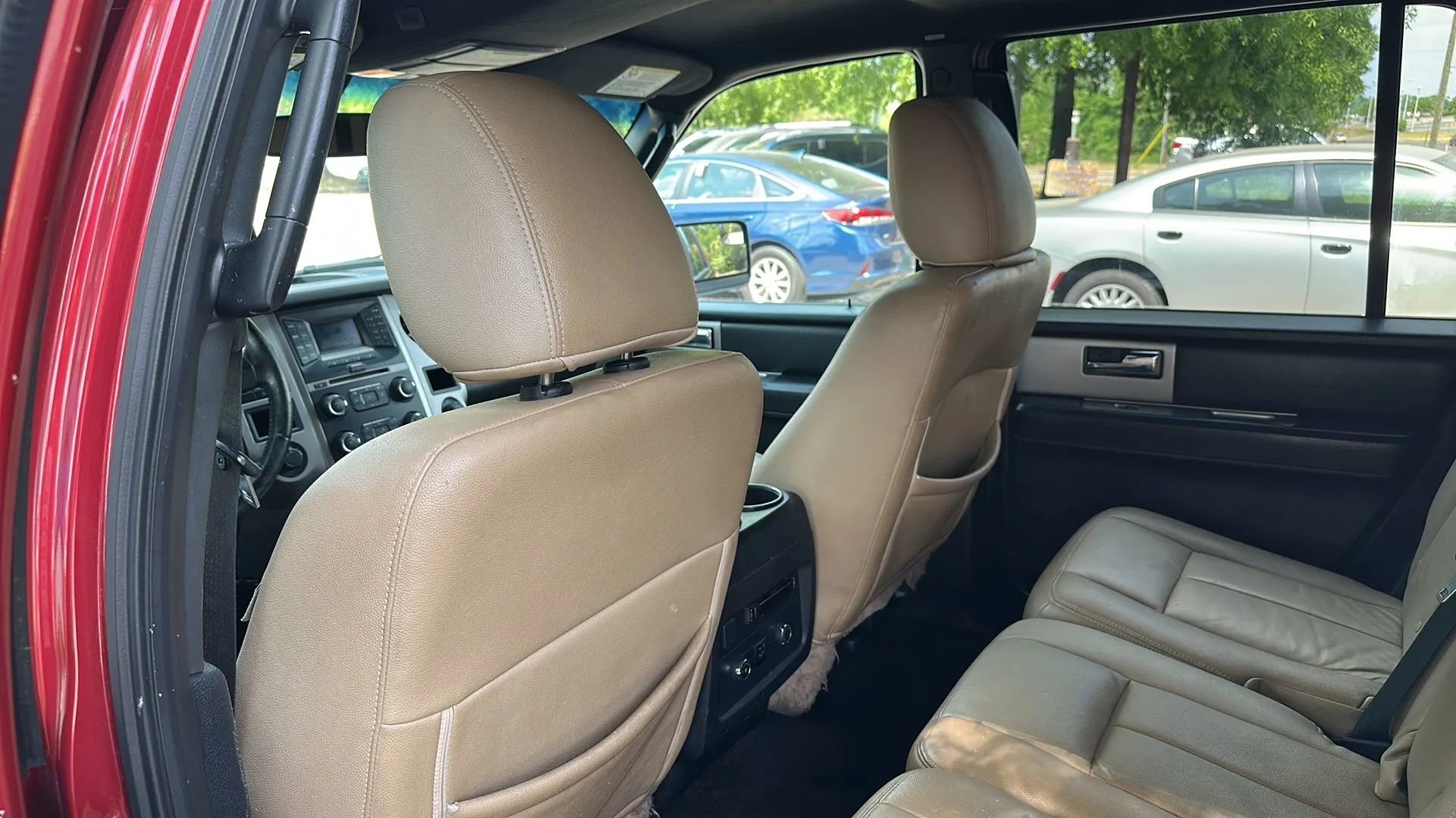 Used 2016 Ford Expedition EL XLT AWD/4WD image 14
