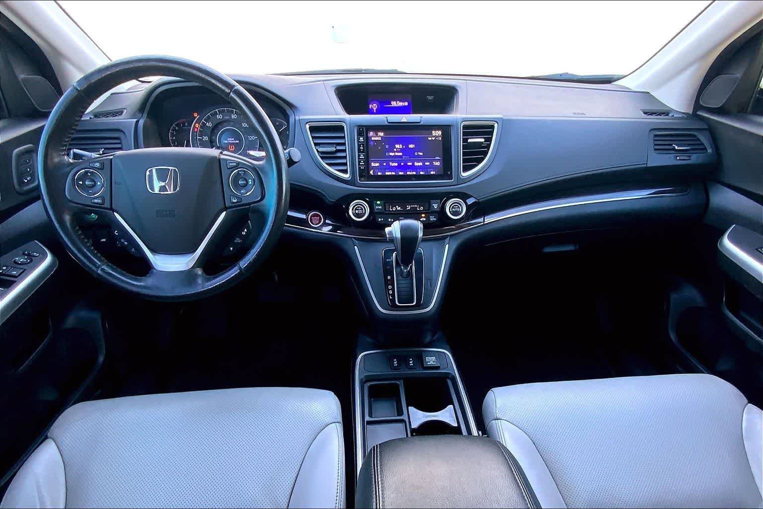 Used 2016 Honda CR-V Touring image 10