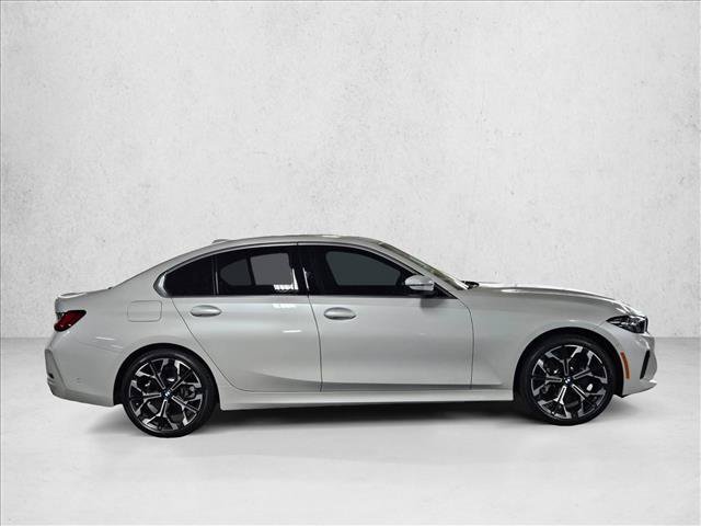 Used 2026 BMW 330i Sedan w/ Premium Package RWD image 4