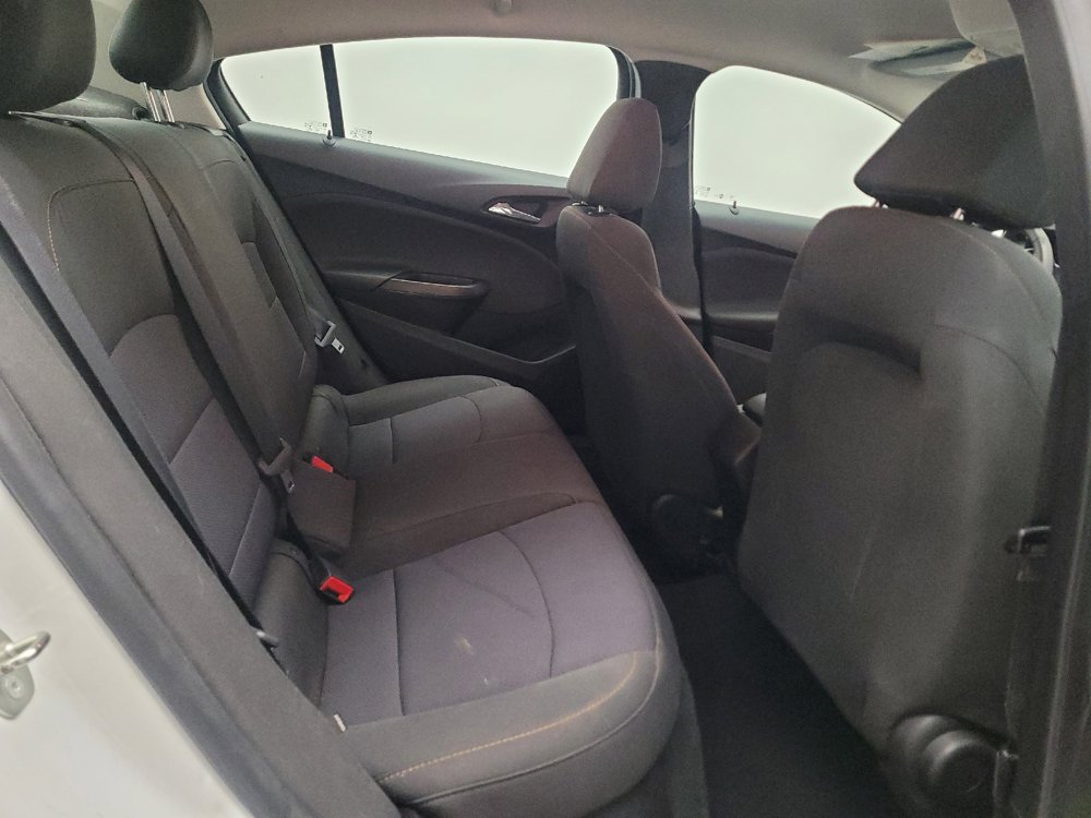 Used 2018 Chevrolet Cruze LS FWD image 19