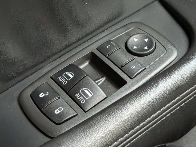 Used 2021 Dodge Challenger R/T Scat Pack w/ Dynamics Package RWD image 21