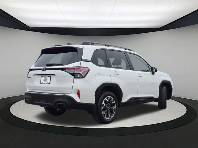 Certified 2025 Subaru Forester Premium image 7
