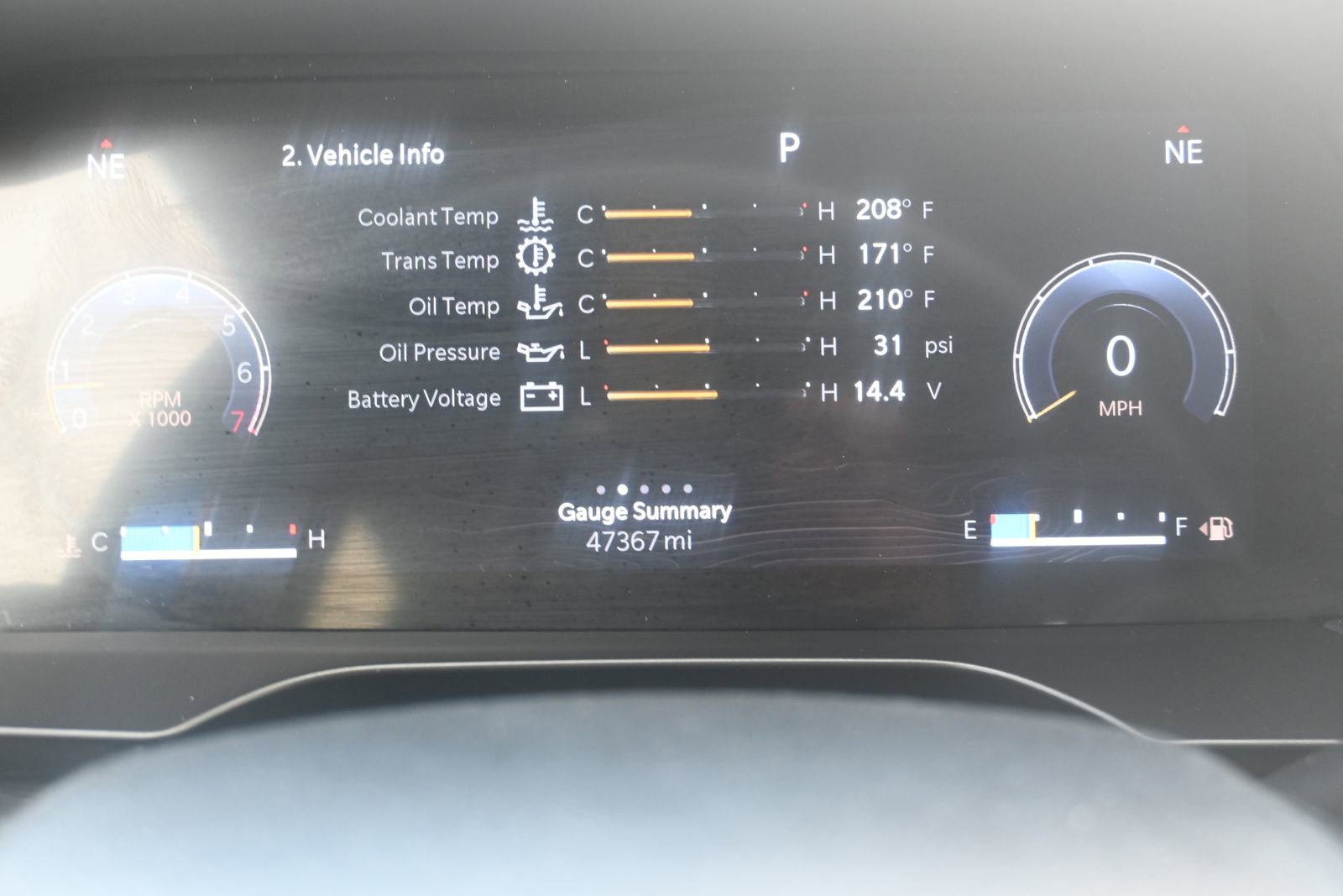 Used 2023 Jeep Grand Cherokee Laredo w/ Luxury Tech Group I image 11