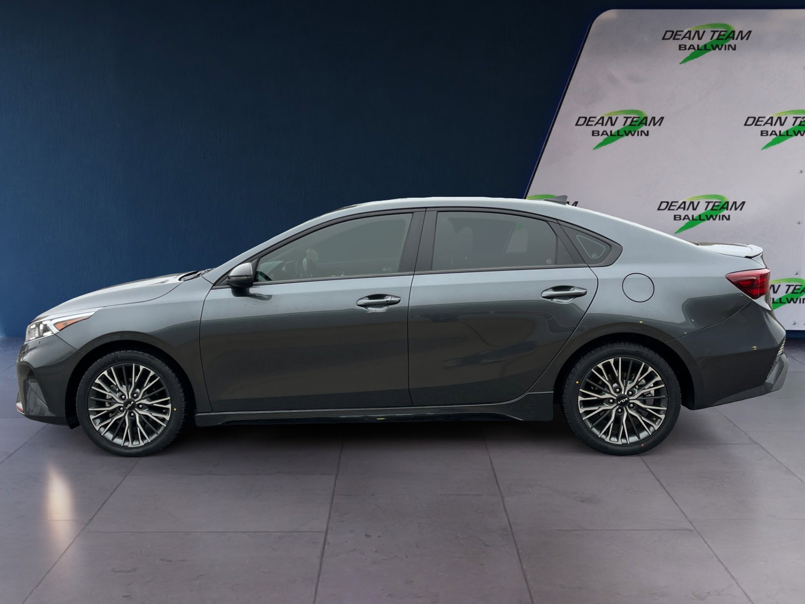 Used 2024 Kia Forte GT-Line image 4