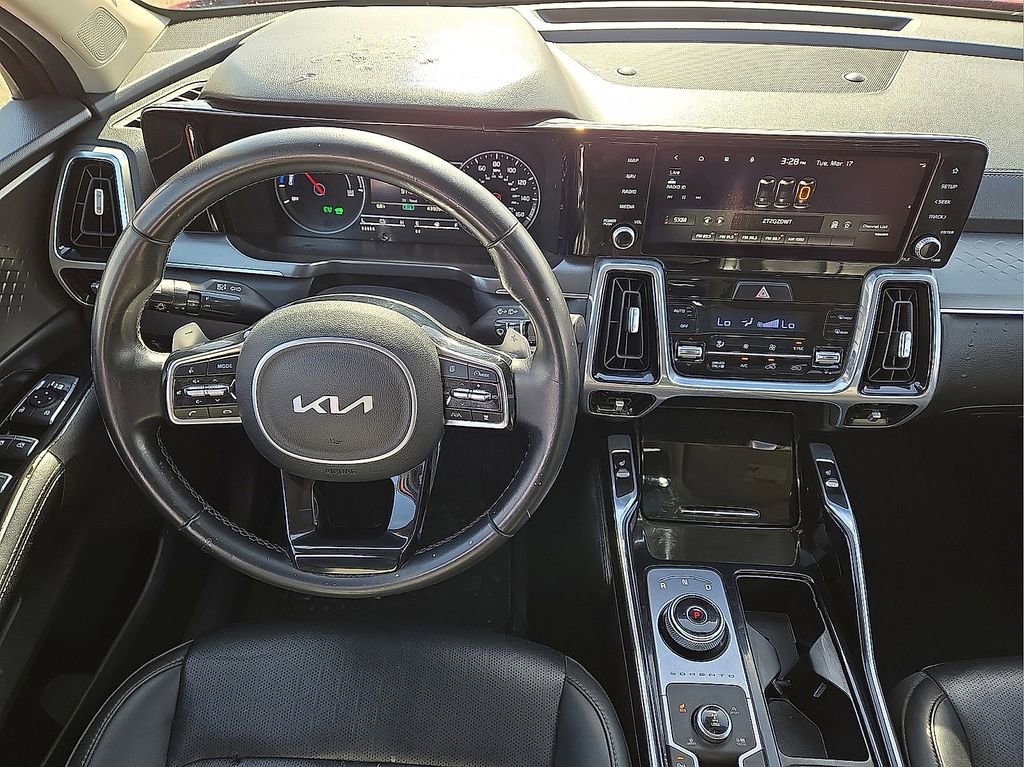 Used 2022 Kia Sorento SX w/ Panoramic Sunroof Package image 18