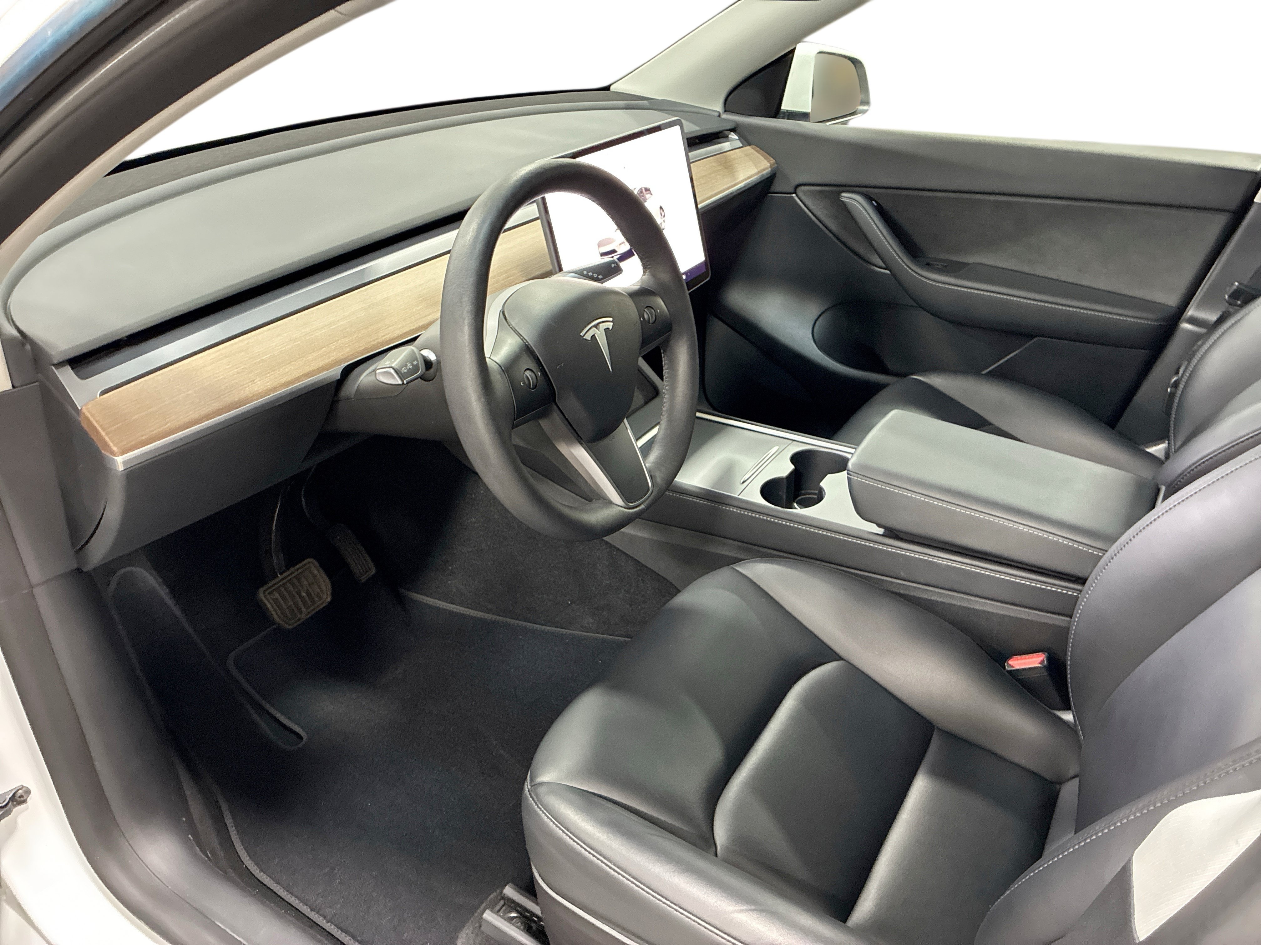 Certified 2022 Tesla Model Y Long Range AWD/4WD image 9