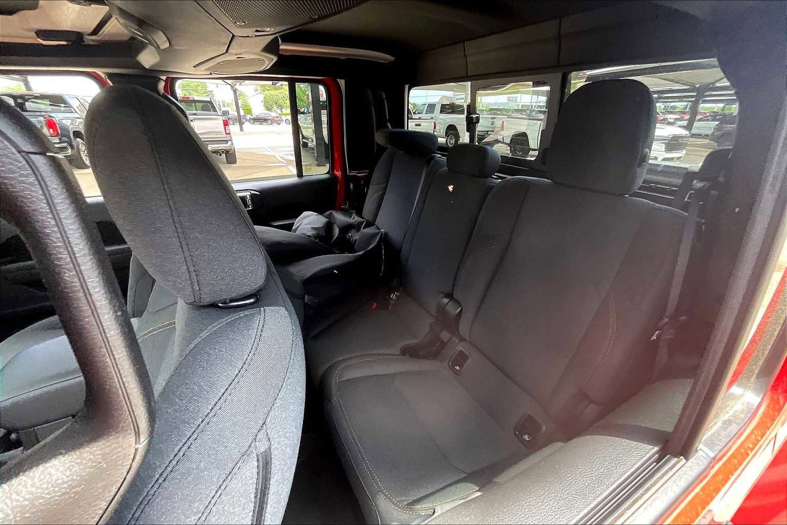 New 2025 Jeep Gladiator Willys image 21