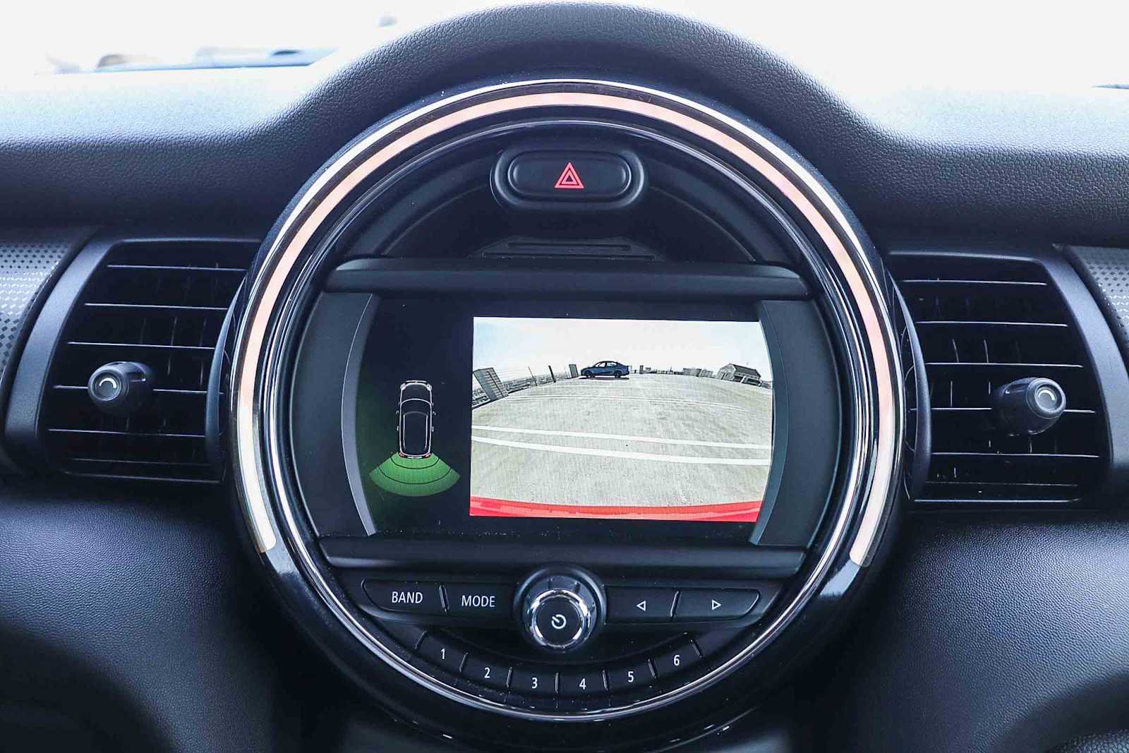 Used 2020 MINI Cooper 2-Door Hardtop image 34