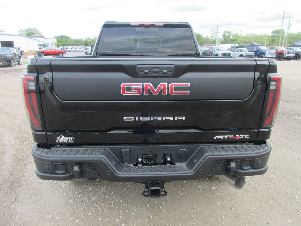 New 2026 GMC Sierra 2500 AT4X w/ AT4X AEV Edition AWD/4WD image 5