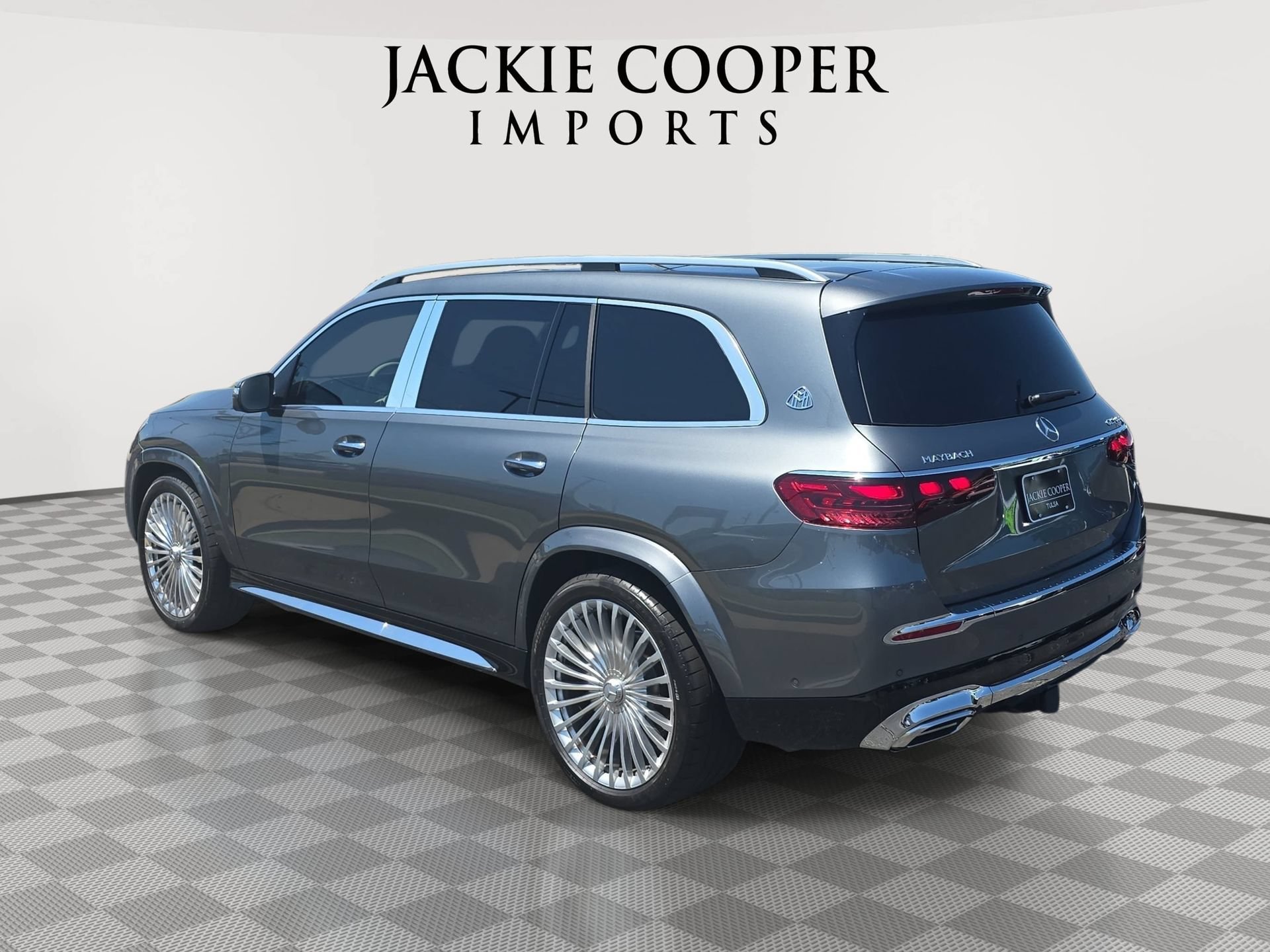 Used 2026 Mercedes-Benz Maybach GLS 600 4MATIC image 7