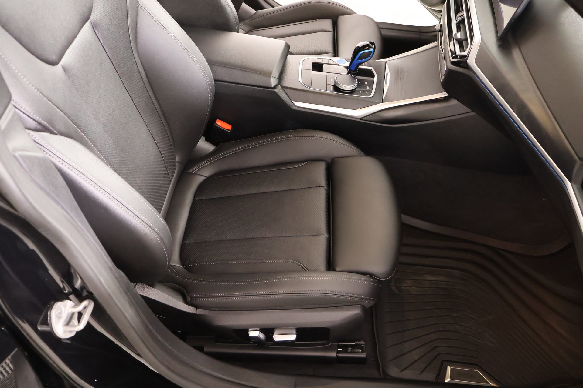 Used 2023 BMW i4 eDrive35 w/ Premium Package image 14