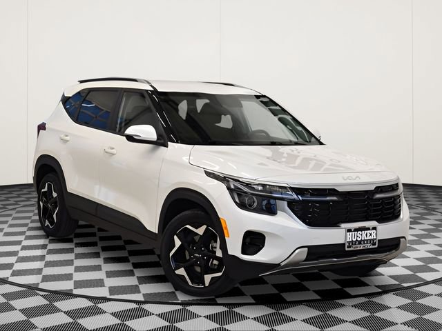 Used 2025 Kia Seltos S image 1