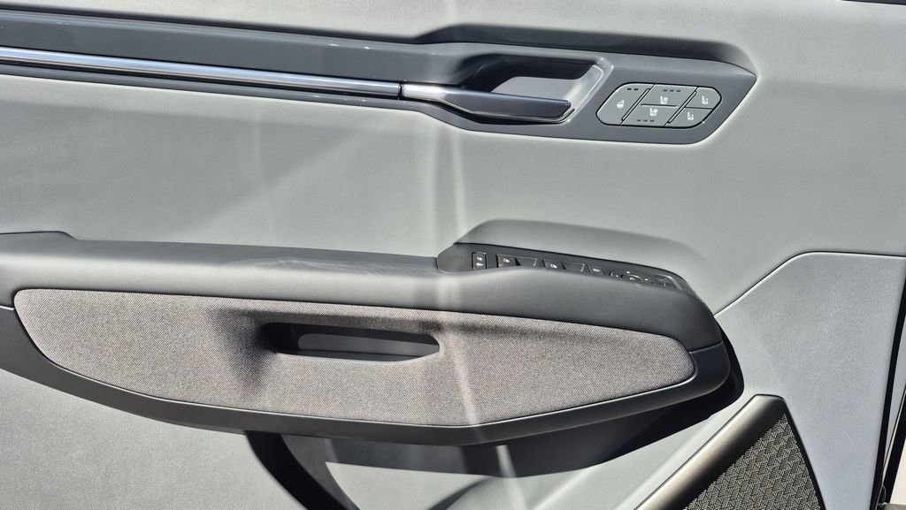 New 2026 Kia EV9 Land image 6